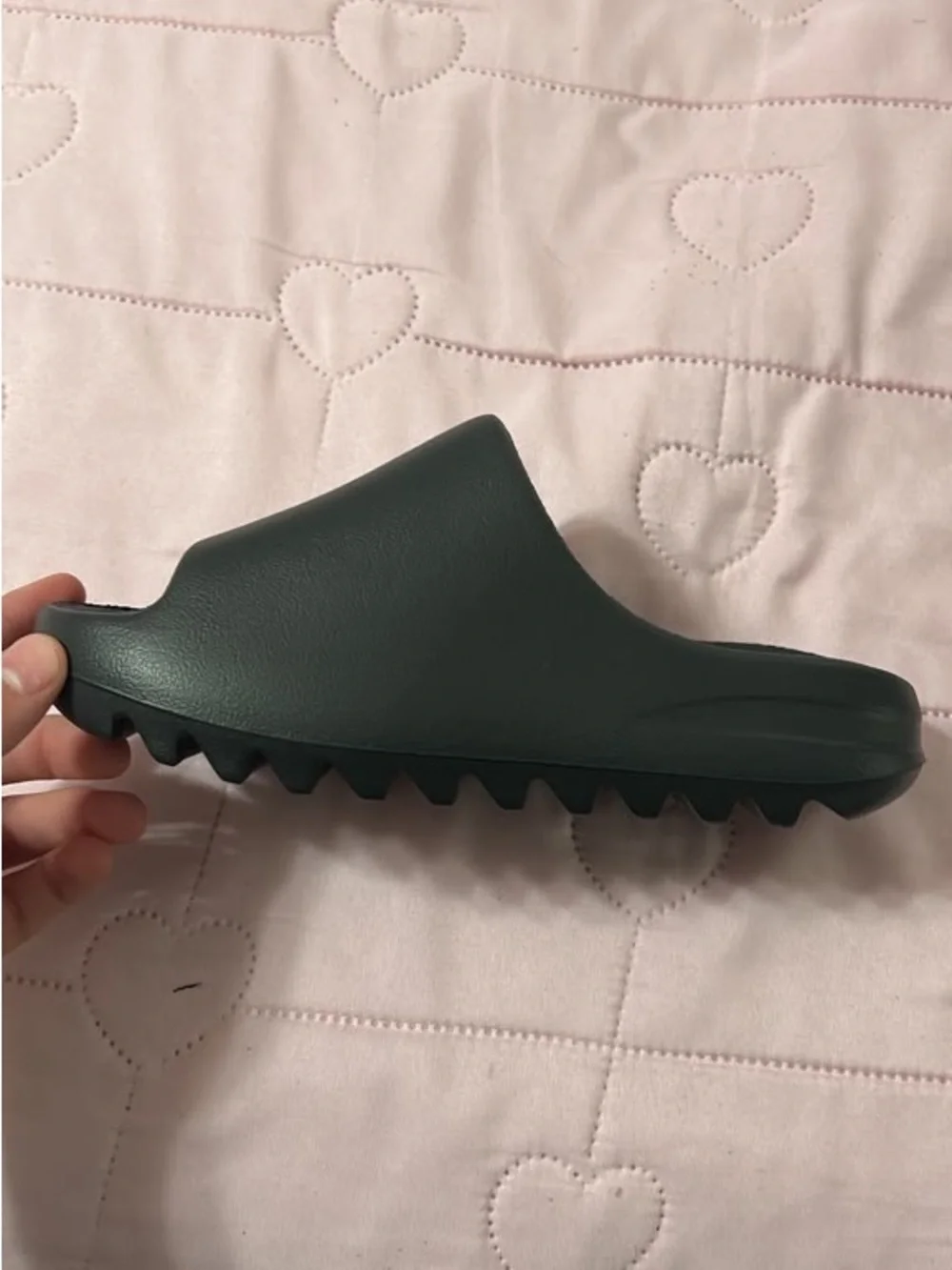 Adidas Black Slide Sandals(solamente que no tengo la caja por otros problemas).